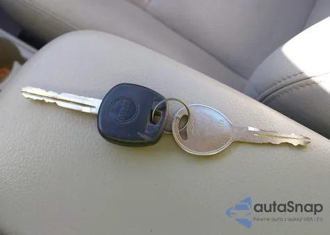 2010 Toyota Corolla Le z USA, uszkodzony, nr VIN 2T1BU4EEXAC393750